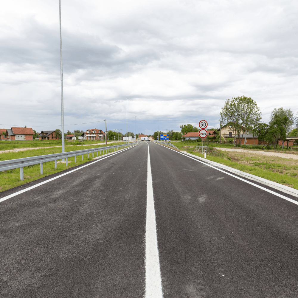 40 Ft. Main Road
